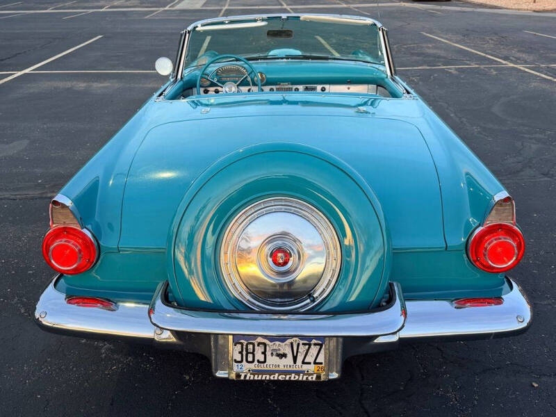 1956 Ford Thunderbird