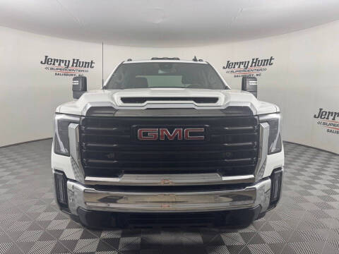 2025 GMC Sierra 3500HD