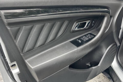 2011 Ford Taurus Limited