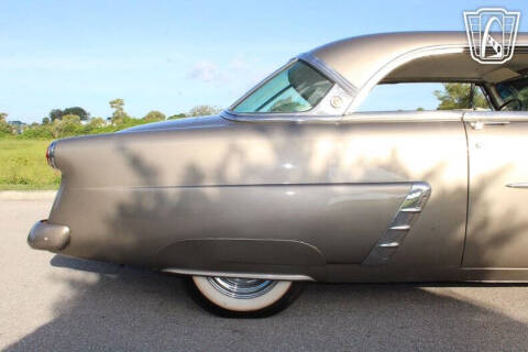 1952 Ford Crestline