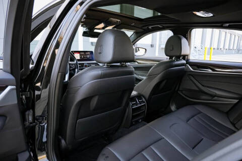 2019 BMW 5 Series 530i