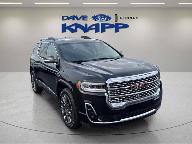 2023 GMC Acadia Denali