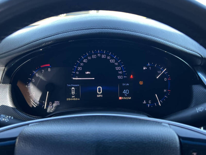 2015 Cadillac XTS Pro Livery