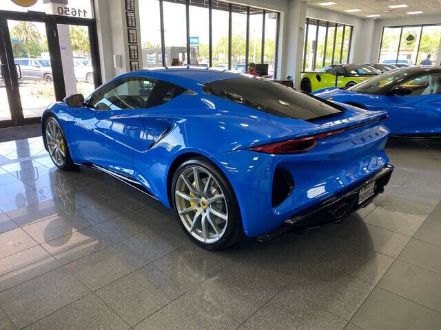 2025 Lotus Emira 2