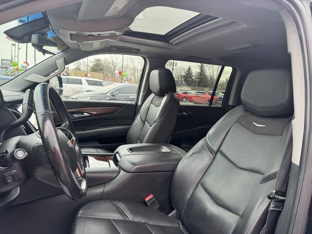 2019 Cadillac Escalade ESV Luxury