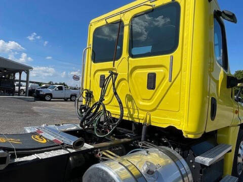 2016 Freightliner Cascadia