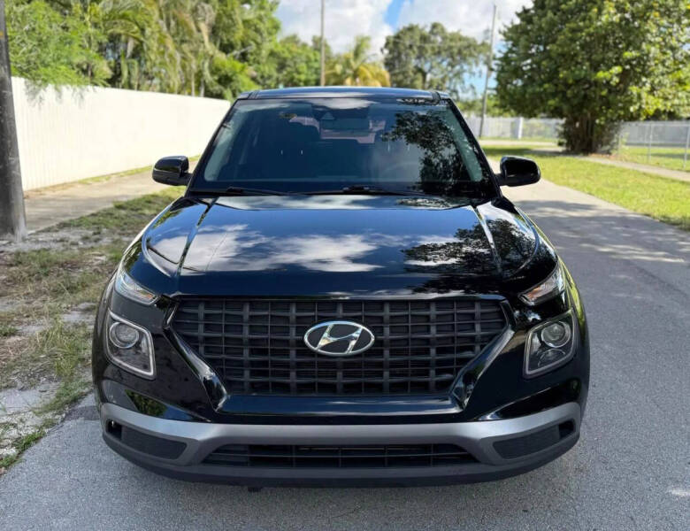 2022 Hyundai Venue SE
