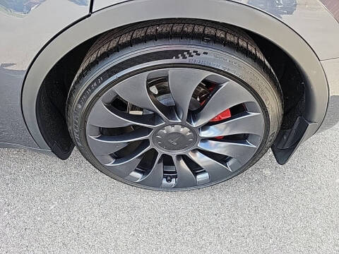 2023 Tesla Model Y Performance