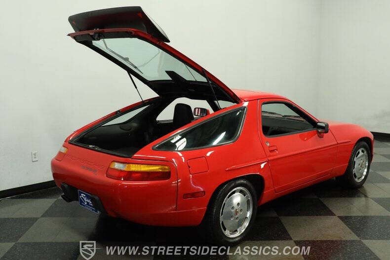 1989 Porsche 928 S4