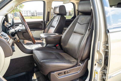 2013 Cadillac Escalade Platinum Edition