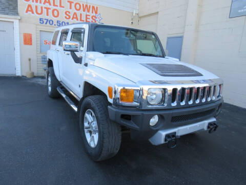 2008 HUMMER H3 for sale at Small Town Auto Sales in Hazleton PA