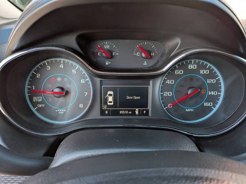 2017 Chevrolet Cruze LT Auto