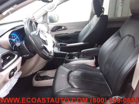 2020 Chrysler Pacifica Touring L