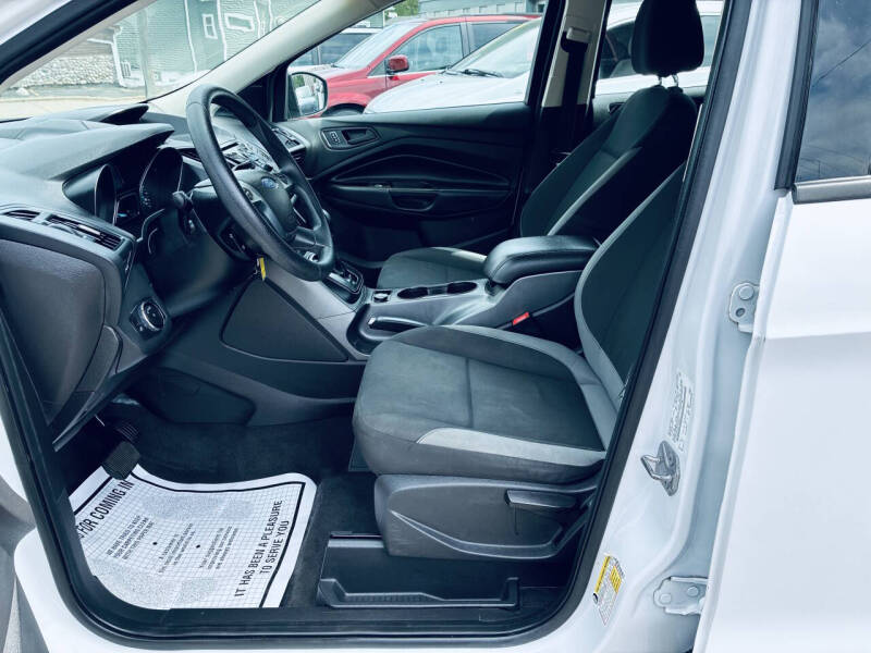 2014 Ford Escape S