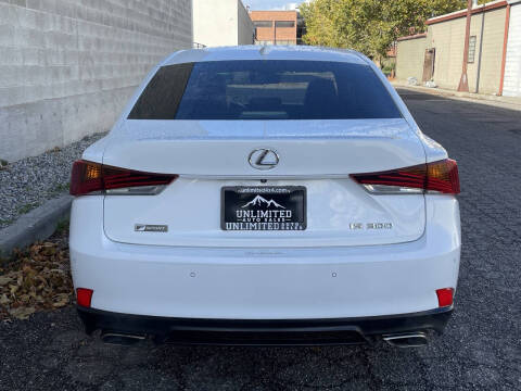 2019 Lexus IS 300