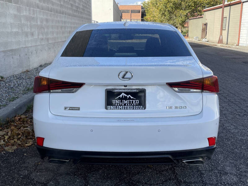 2019 Lexus IS 300