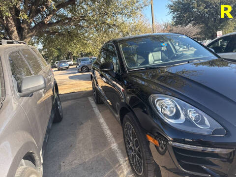 2017 Porsche Macan S