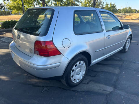 2004 Volkswagen Golf GL