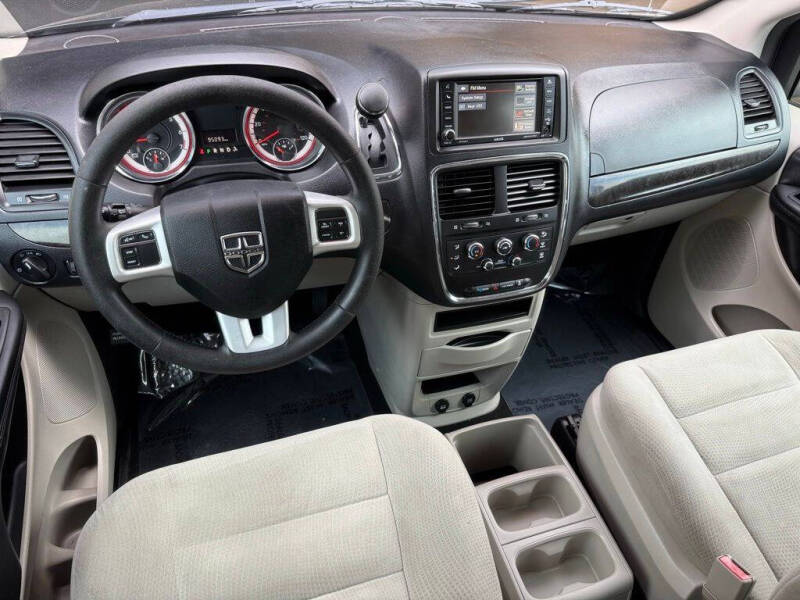 2016 Dodge Grand Caravan SE