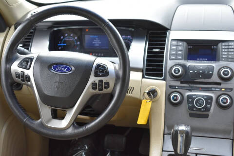 2015 Ford Taurus SEL