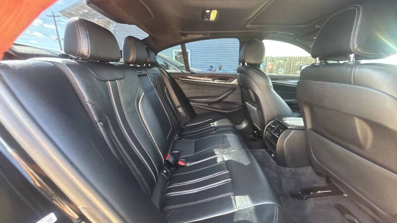 2019 BMW 5 Series 540i