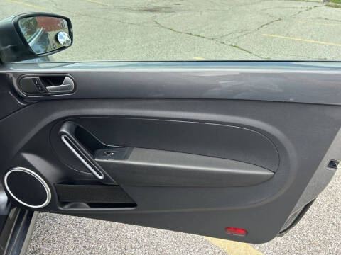 2013 Volkswagen Beetle Convertible