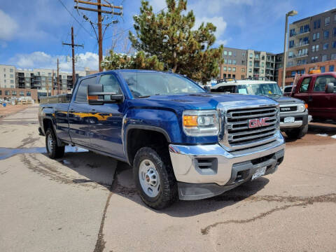2018 GMC Sierra 2500HD for sale at BERKENKOTTER MOTORS in Brighton CO