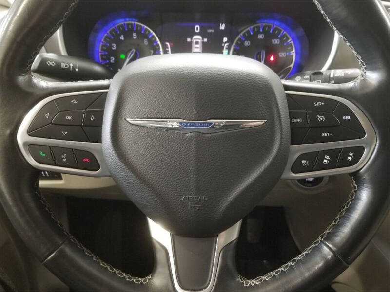 2021 Chrysler Pacifica Touring L