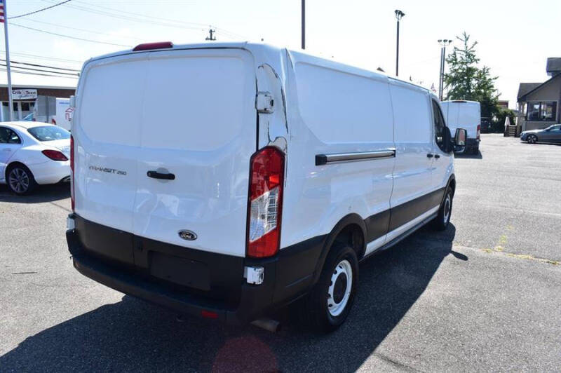 2021 Ford Transit