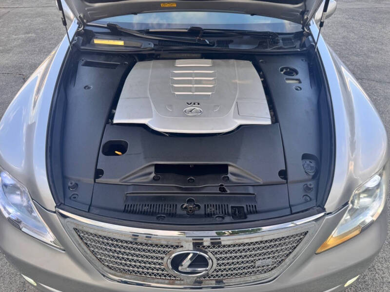 2007 Lexus LS 460