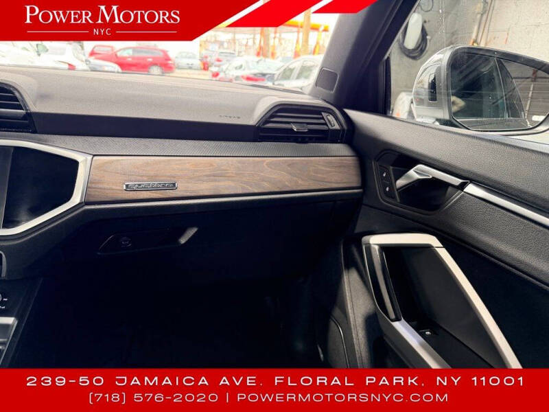 2020 Audi Q3 quattro S line Prem Plus 45 TFSI