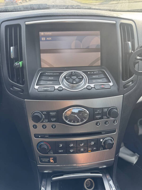 2011 Infiniti G25 Sedan