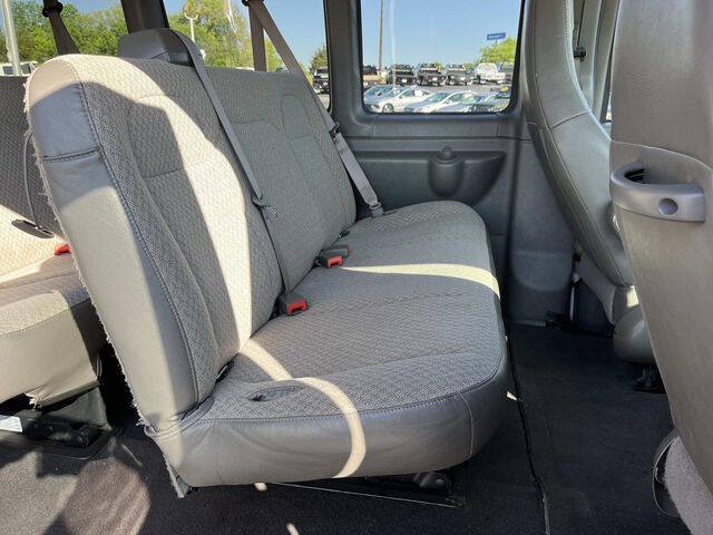 2024 Chevrolet Express LT 3500