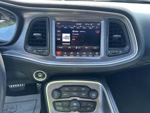 2018 Dodge Challenger SXT Plus