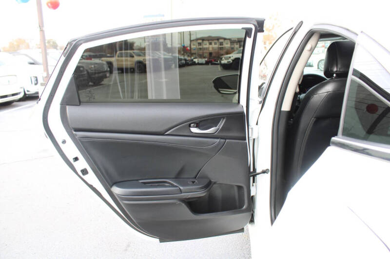 2019 Honda Insight Touring