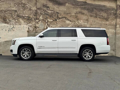 2017 GMC Yukon XL SLT