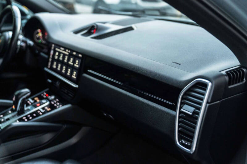 2020 Porsche Cayenne