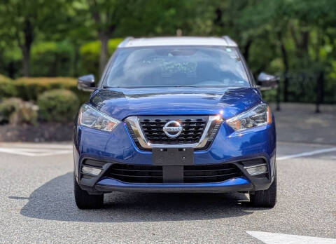 2020 Nissan Kicks SR