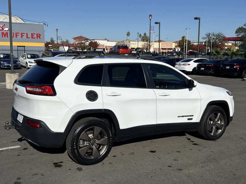 2017 Jeep Cherokee 75th Anniversary