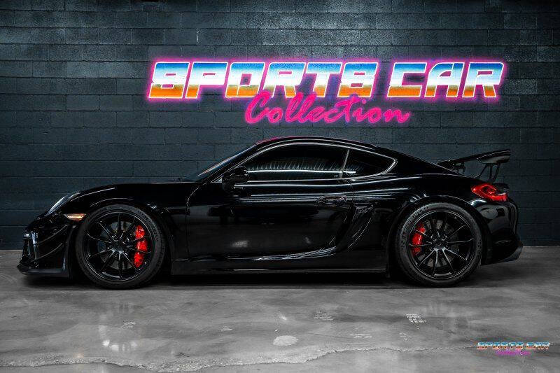 2016 Porsche Cayman GT4