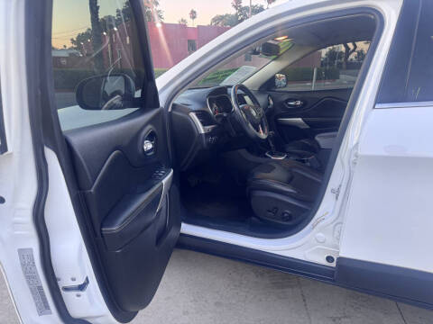 2018 Jeep Cherokee Latitude Plus