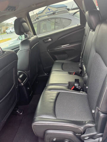 2017 Dodge Journey Crossroad