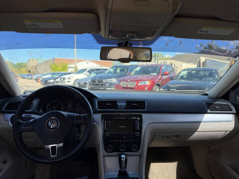 2013 Volkswagen Passat SE PZEV