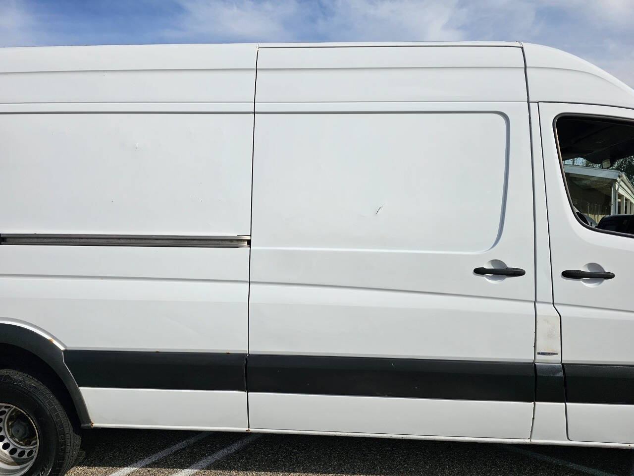 2015 Mercedes-Benz Sprinter 8