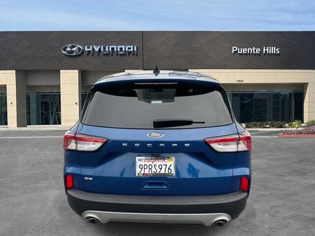 2022 Ford Escape SE
