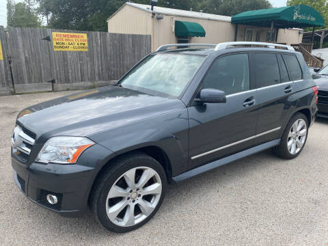 2010 Mercedes-Benz GLK for sale at OASIS PARK & SELL in Spring TX