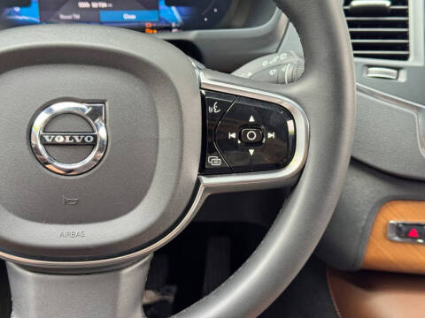 2023 Volvo XC90 Recharge T8 Core Bright Theme