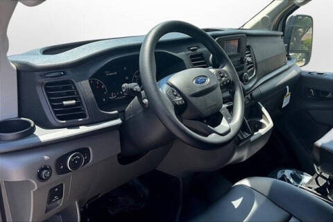 2025 Ford Transit 250