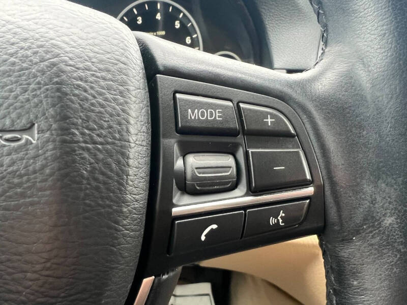 2015 BMW 5 Series 528i xDrive