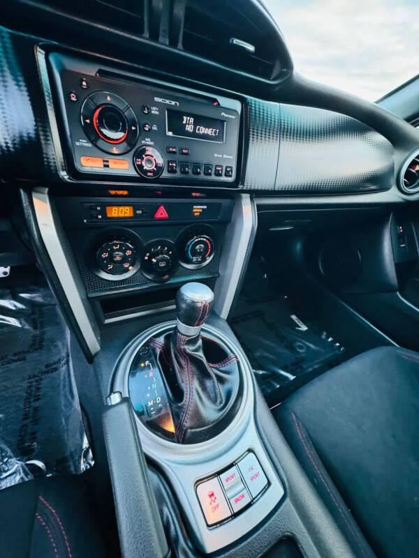 2013 Scion FR-S